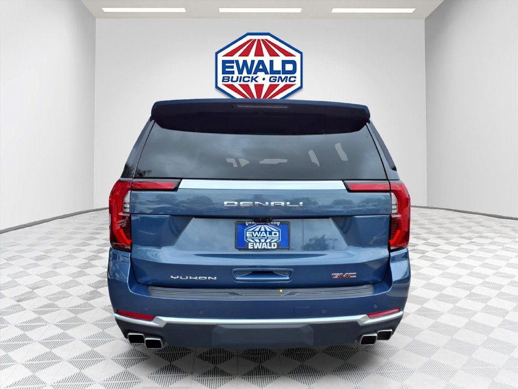 Certified 2026 GMC Yukon XL Denali w/ Denali Reserve Package AWD/4WD image 7