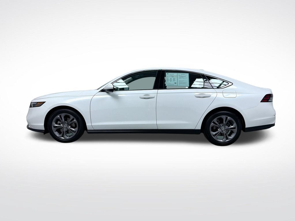 Used 2024 Honda Accord EX image 11