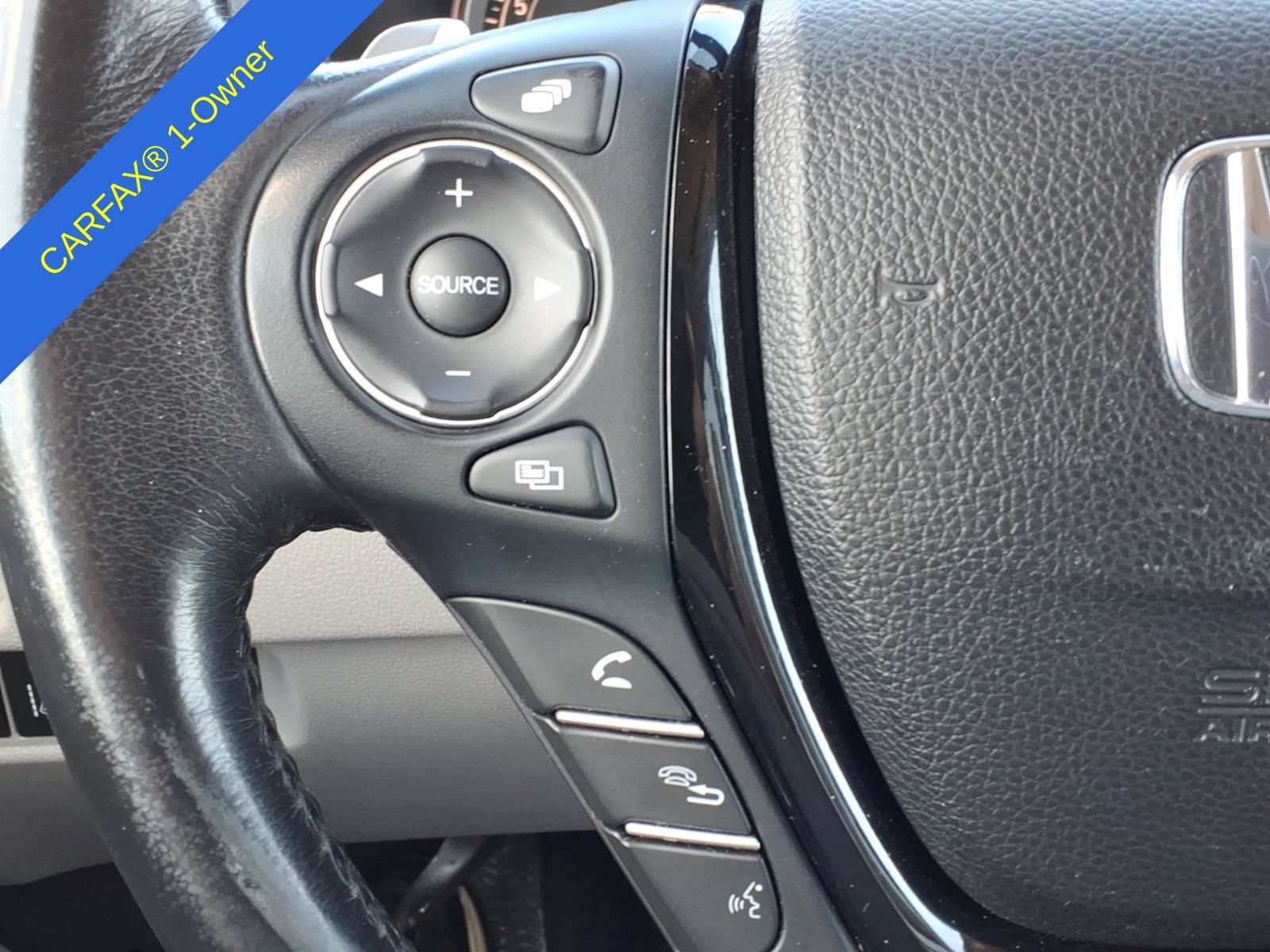 Used 2018 Honda Pilot Touring image 29