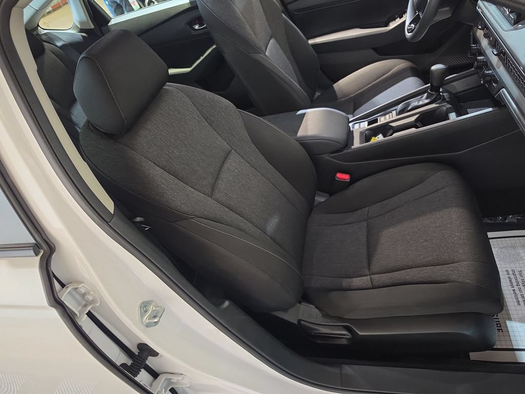 Certified 2025 Honda Accord LX image 24