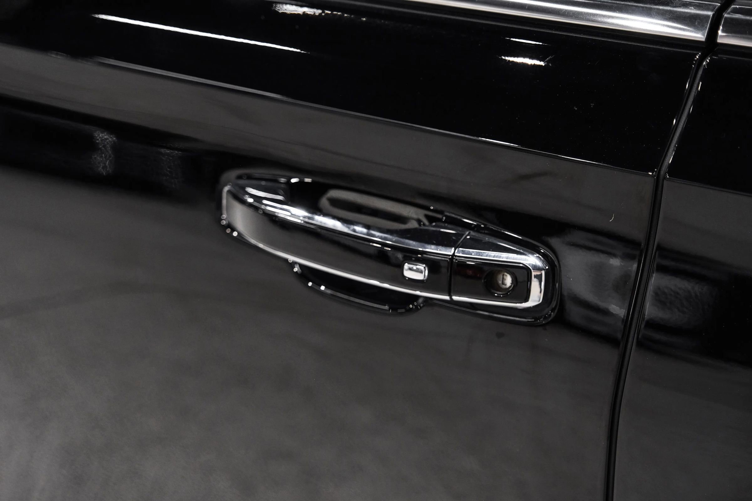 Used 2021 GMC Yukon Denali w/ Denali Premium Package image 50