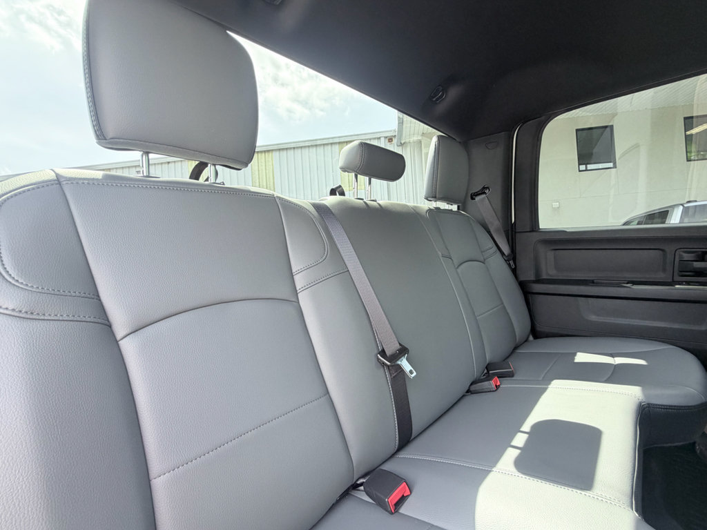 New 2026 RAM 3500 Tradesman AWD/4WD image 21