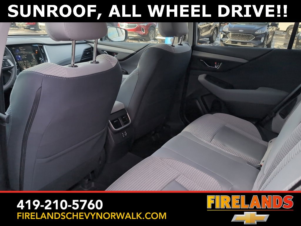 Used 2025 Subaru Outback Premium w/ Popular Package #1A image 19