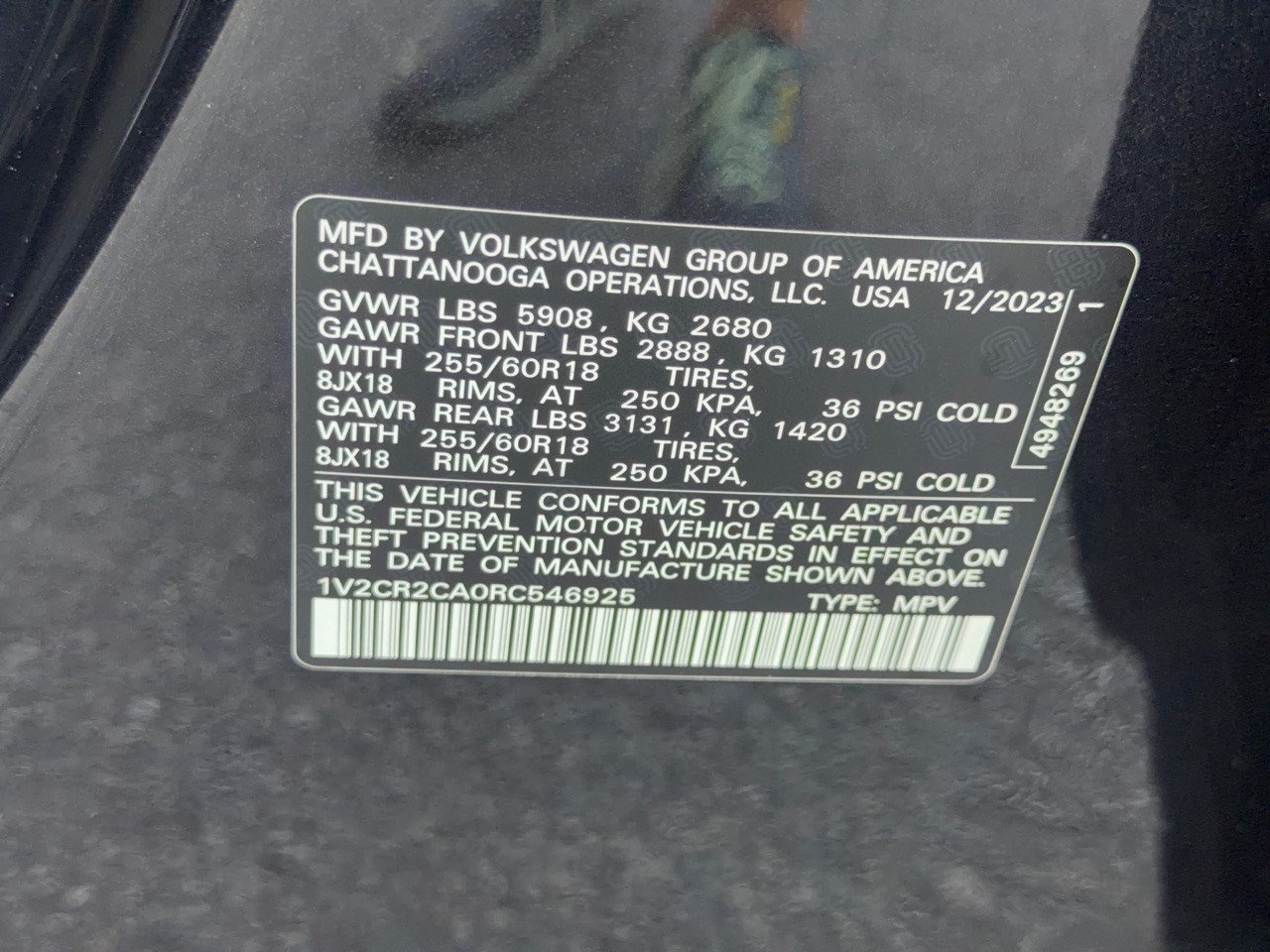 Used 2024 Volkswagen Atlas Peak Edition SE AWD/4WD image 31