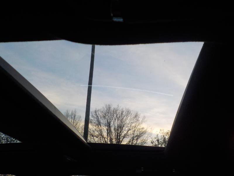 Used 2015 Jaguar XJ L Portfolio image 26