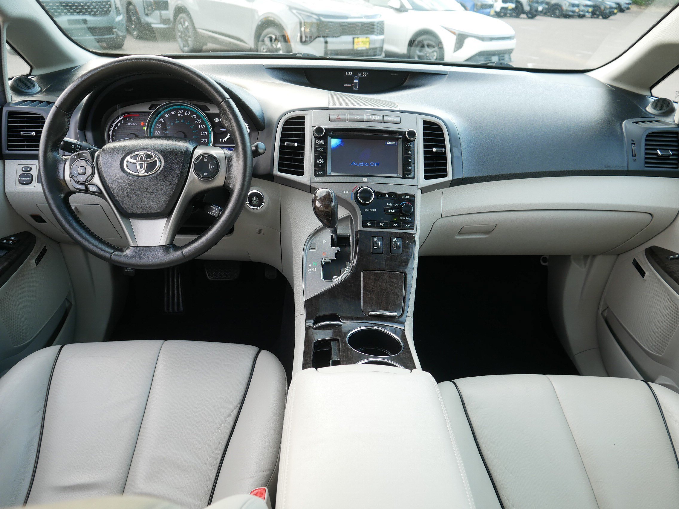 Used 2013 Toyota Venza XLE w/ XLE Premium Pkg FWD image 10