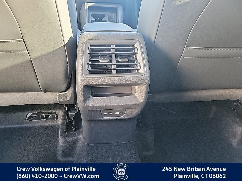 New 2026 Volkswagen Tiguan SE image 47