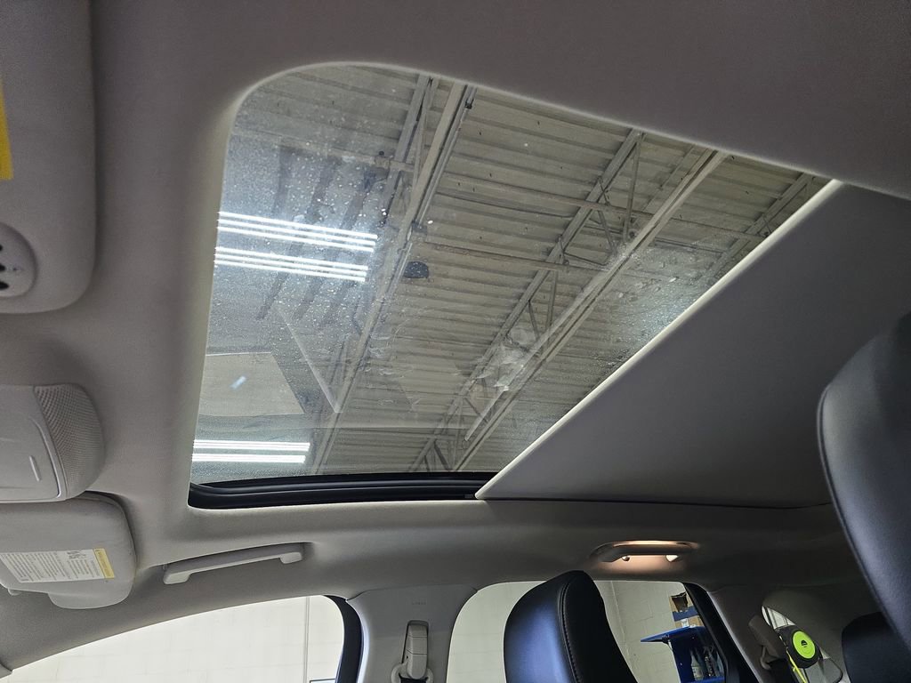 Used 2022 Ford Edge SEL w/ Convenience Package image 31