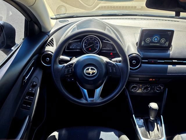 Used 2016 Scion iA FWD image 12