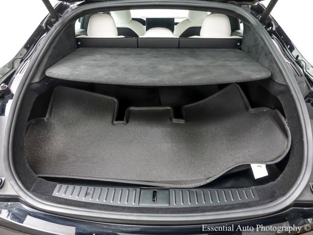 Used 2022 Tesla Model S AWD/4WD image 38