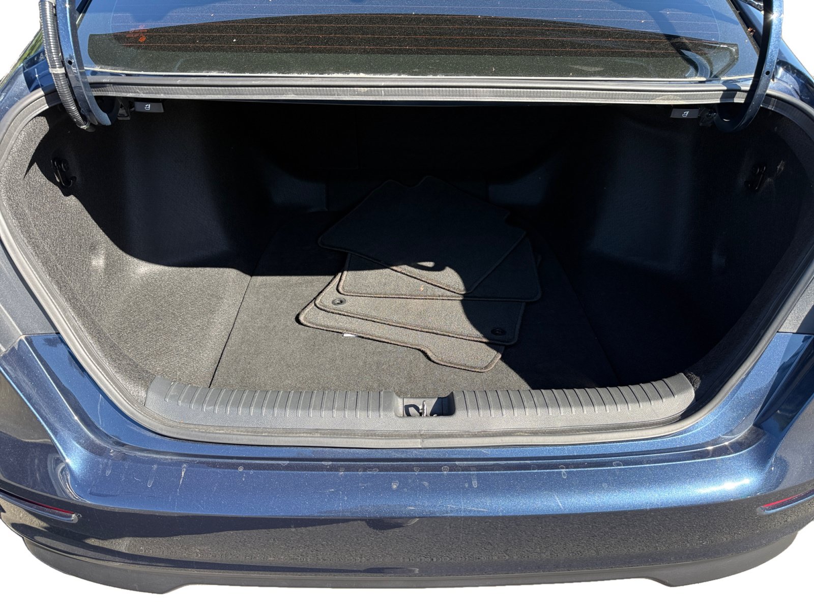 Used 2024 Honda Accord EX image 17