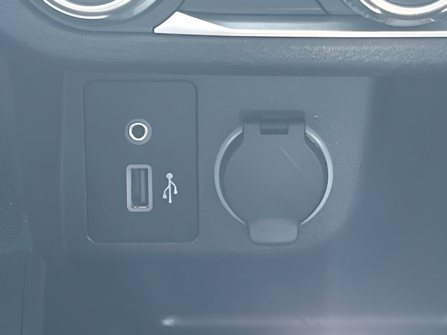 Used 2024 Nissan Kicks S FWD image 28