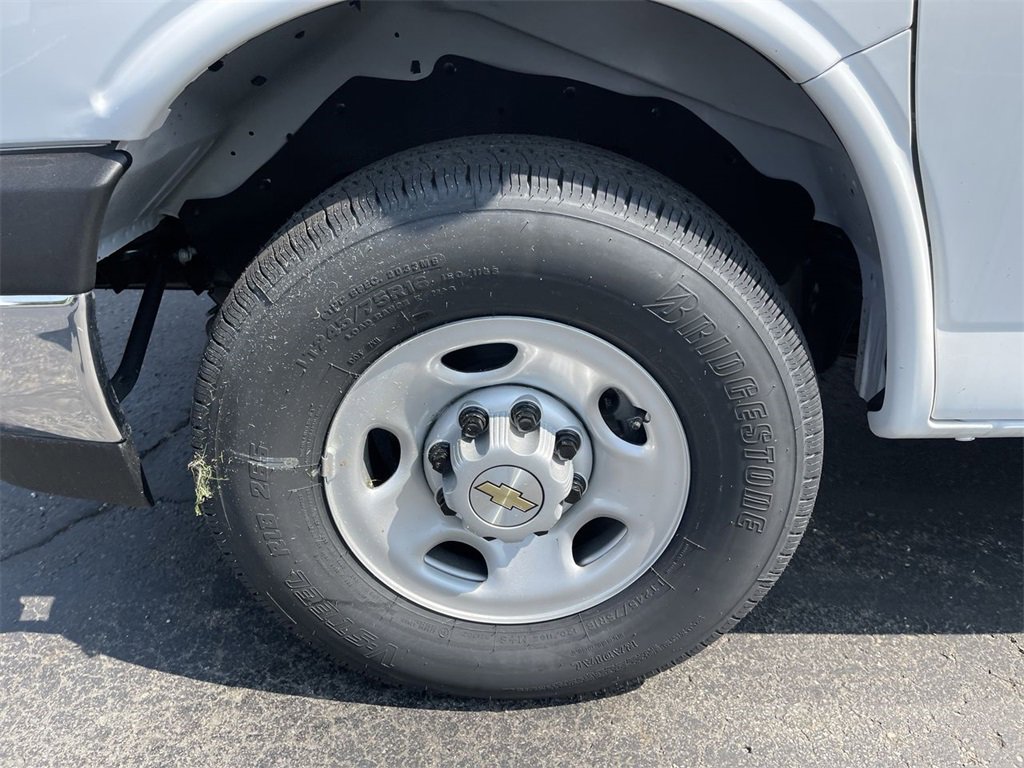 New 2025 Chevrolet Express 3500 Extended w/ Driver Convenience Package image 6