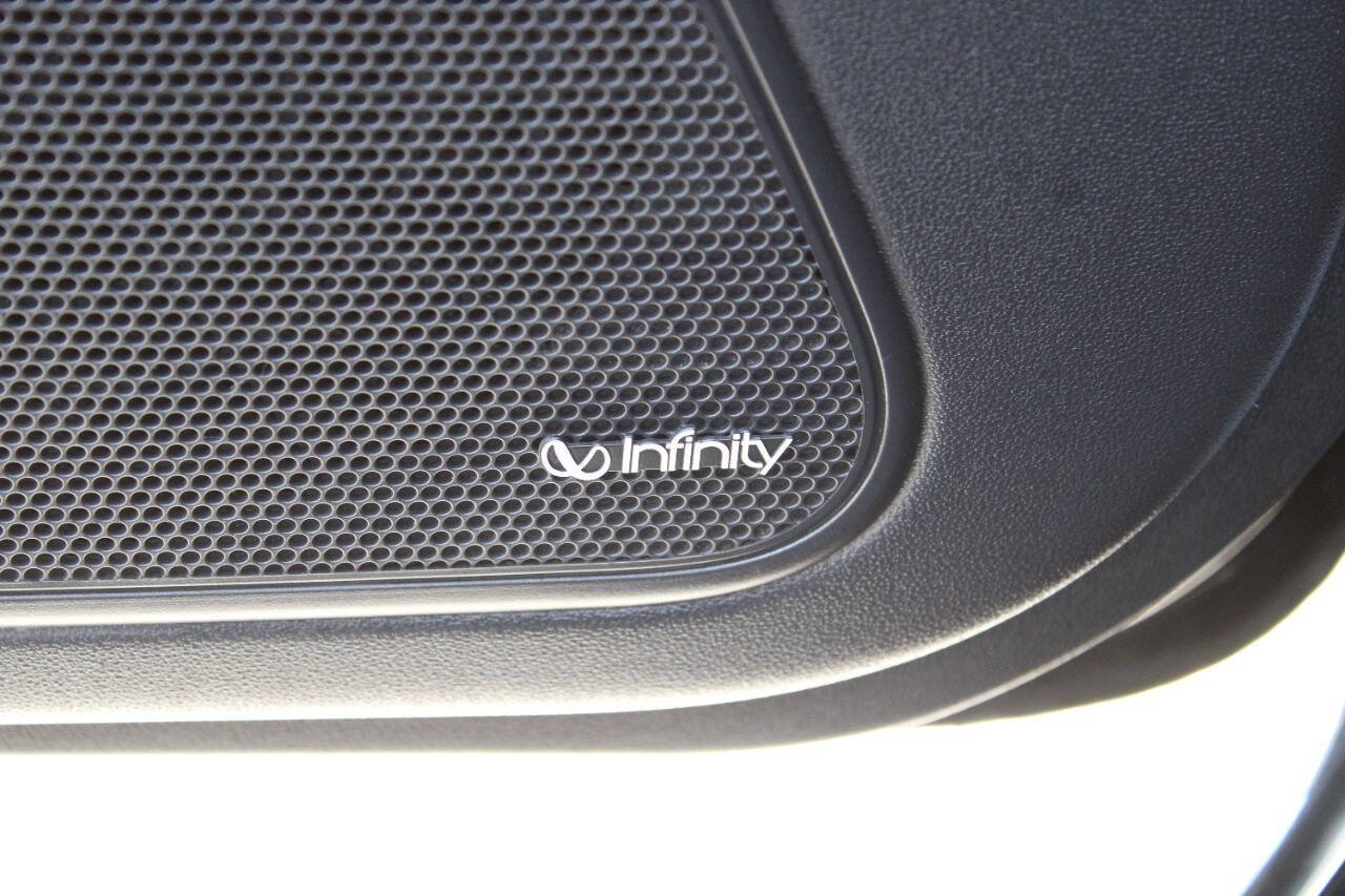 Used 2013 Hyundai Genesis 3.8 image 41