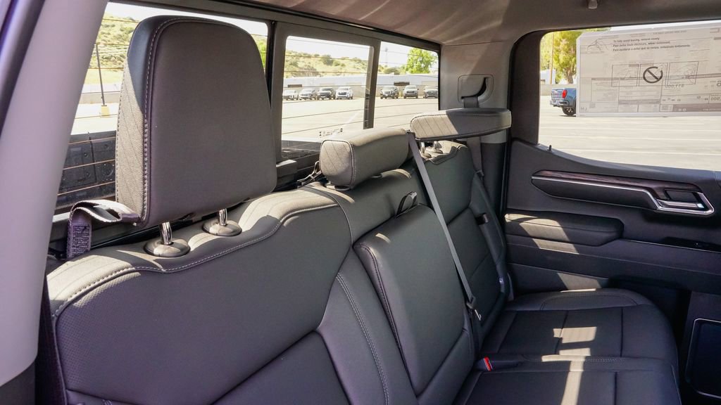 New 2026 GMC Sierra 1500 SLT w/ SLT Convenience Package image 12