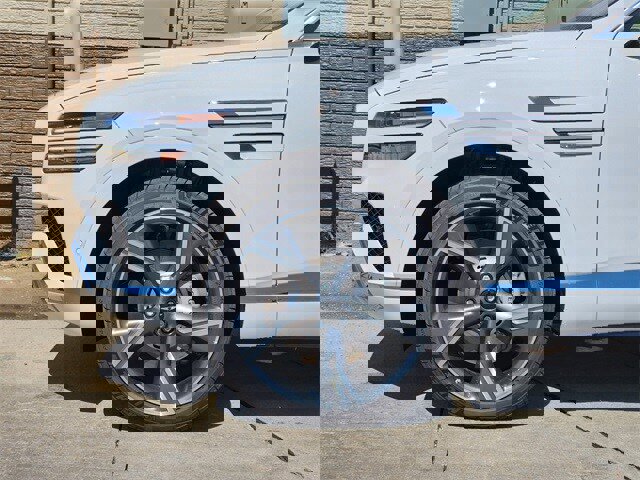 Used 2025 Genesis GV80 2.5T Prestige image 6