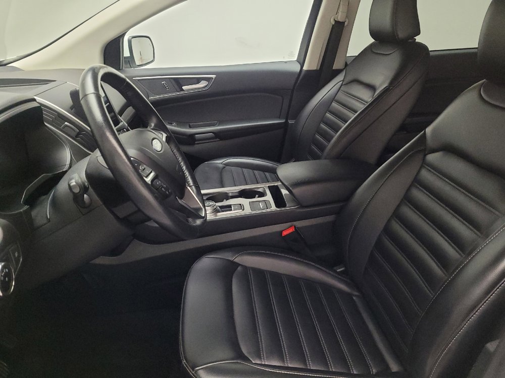 Used 2023 Ford Edge SEL image 17
