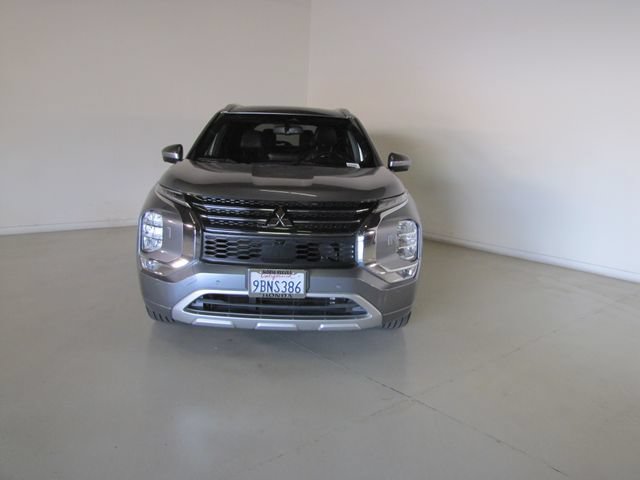 Used 2022 Mitsubishi Outlander SEL AWD/4WD image 2
