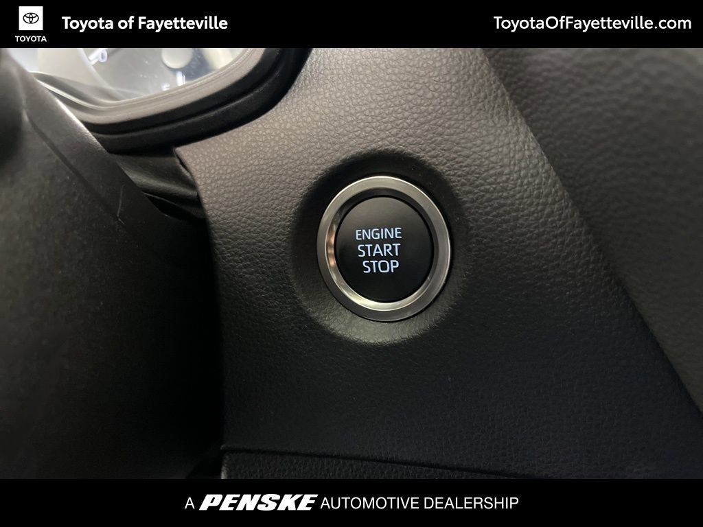 Certified 2025 Toyota Corolla SE FWD image 32