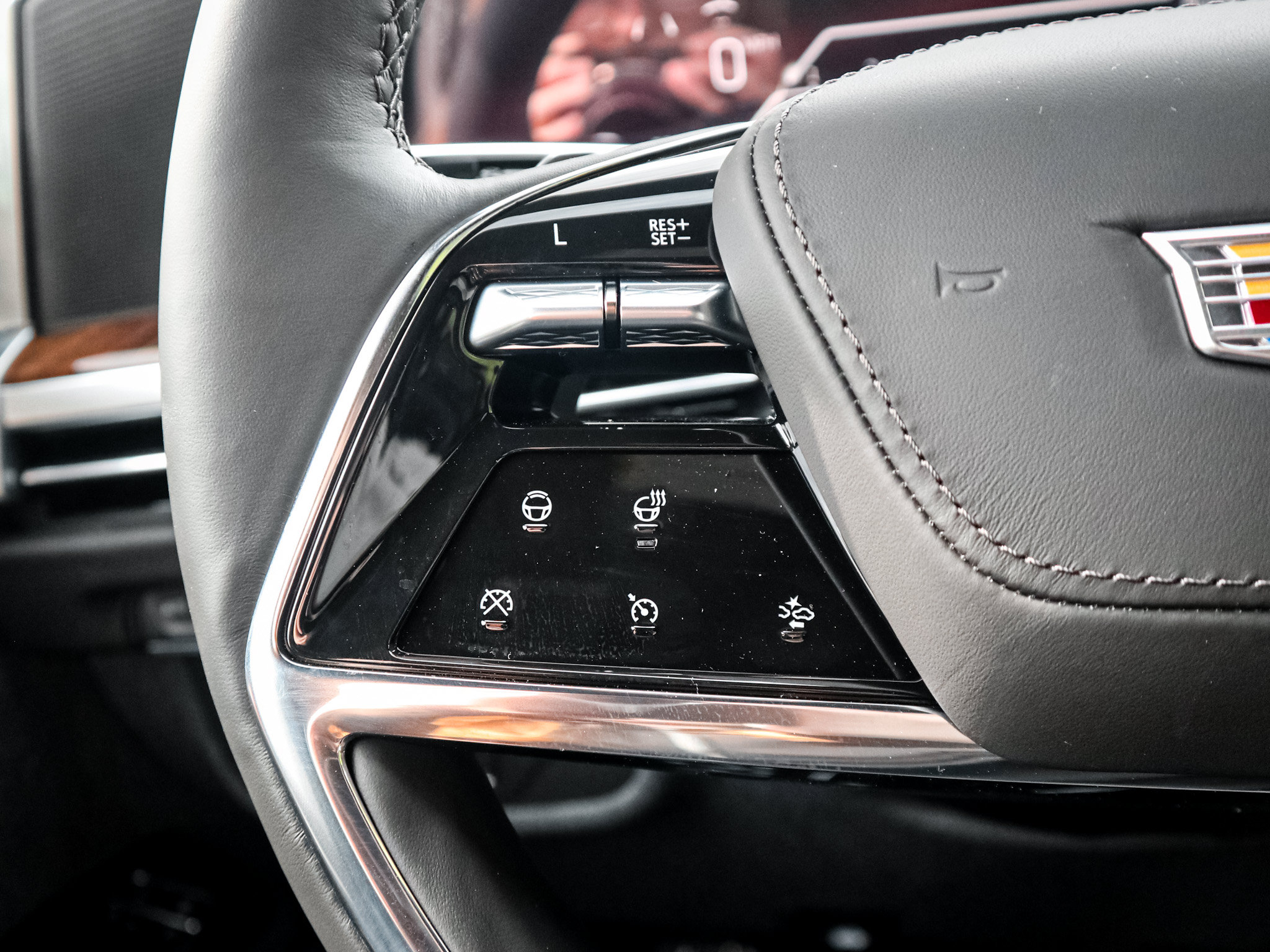 Used 2026 Cadillac Escalade Platinum Sport AWD/4WD image 19