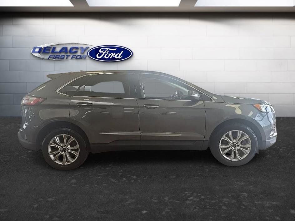 Used 2023 Ford Edge Titanium image 7