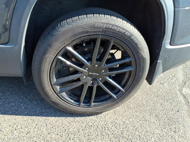 Used 2019 GMC Acadia SLT w/ Black Edition AWD/4WD image 9