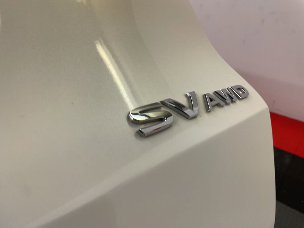 Used 2020 Nissan Rogue SV w/ Premium Package image 9