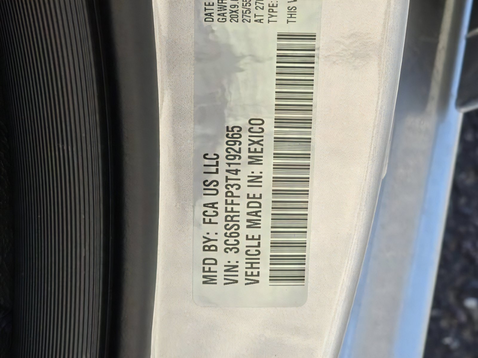 New 2026 RAM 1500 4x4 Crew Cab image 32