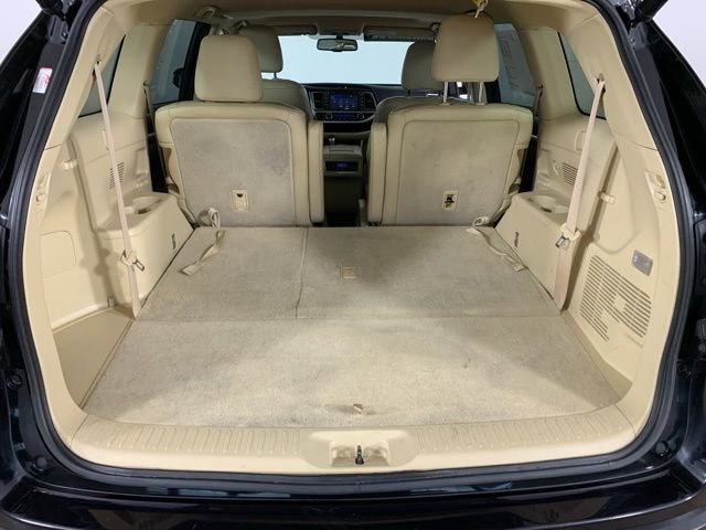 Used 2014 Toyota Highlander Limited image 14