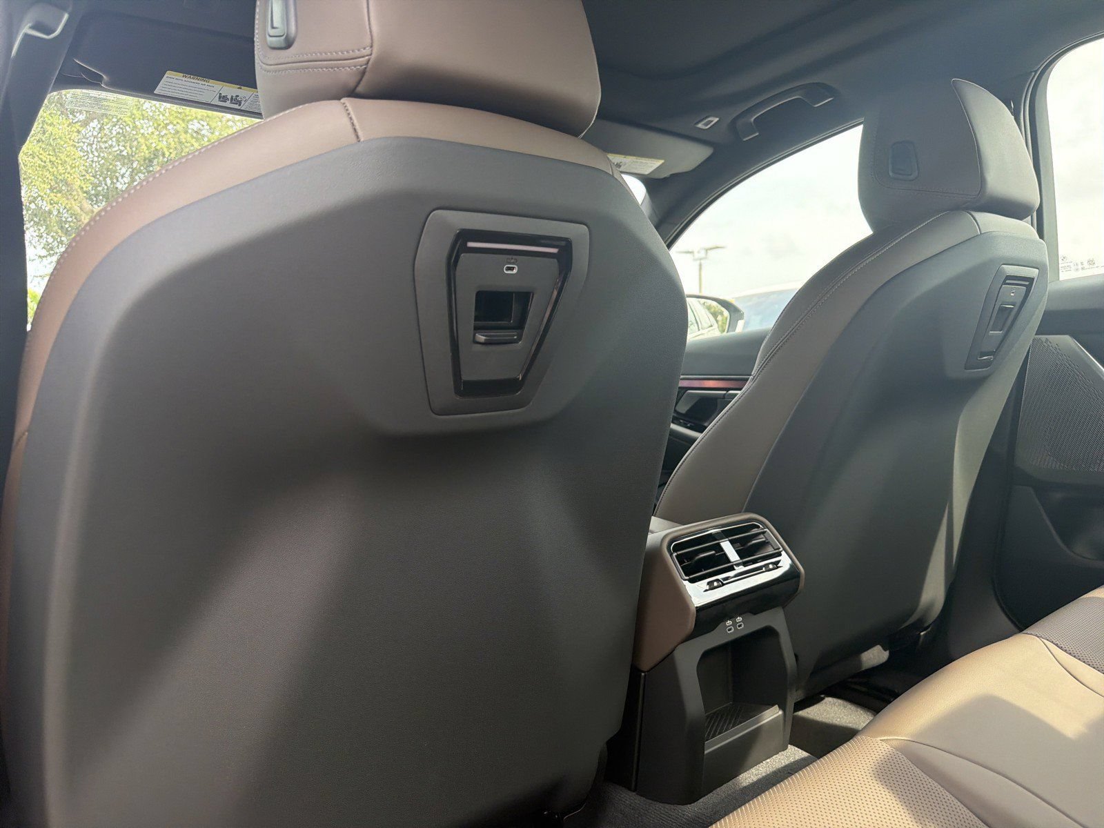 New 2027 BMW i5 eDrive40 w/ Premium Package RWD image 20