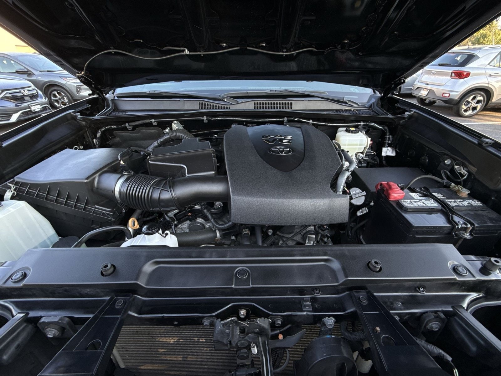 Used 2022 Toyota Tacoma TRD Off-Road AWD/4WD image 27