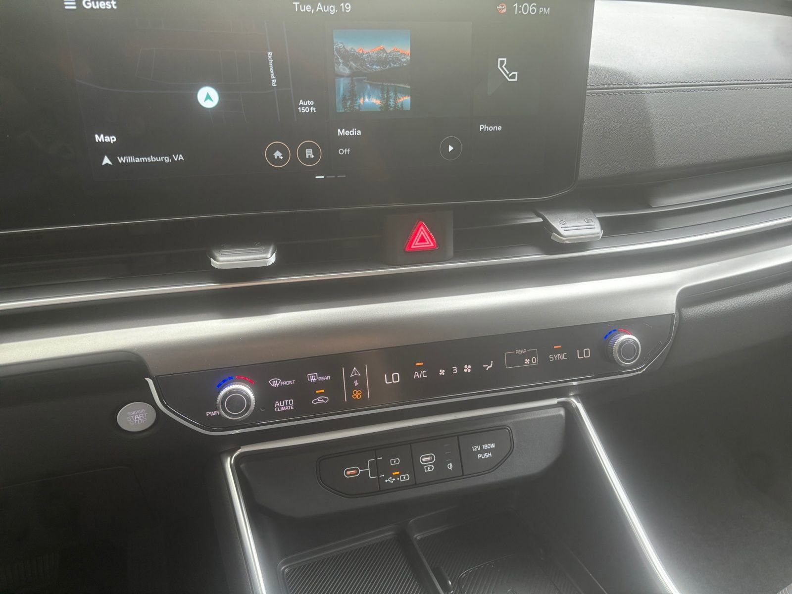 New 2026 Kia Carnival SX w/ SX Dark Edition Package FWD image 26