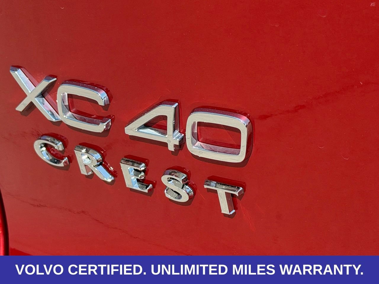 Certified 2024 Volvo XC40 B5 Plus AWD/4WD image 12