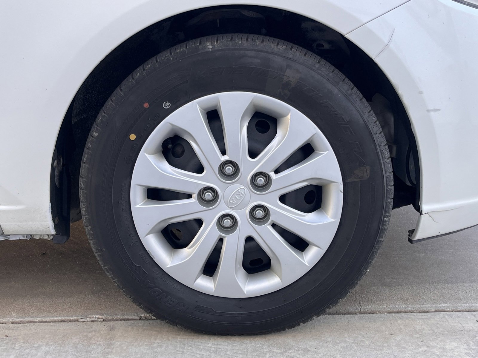 Used 2013 Kia Forte EX w/ Fuel Economy Pkg image 9