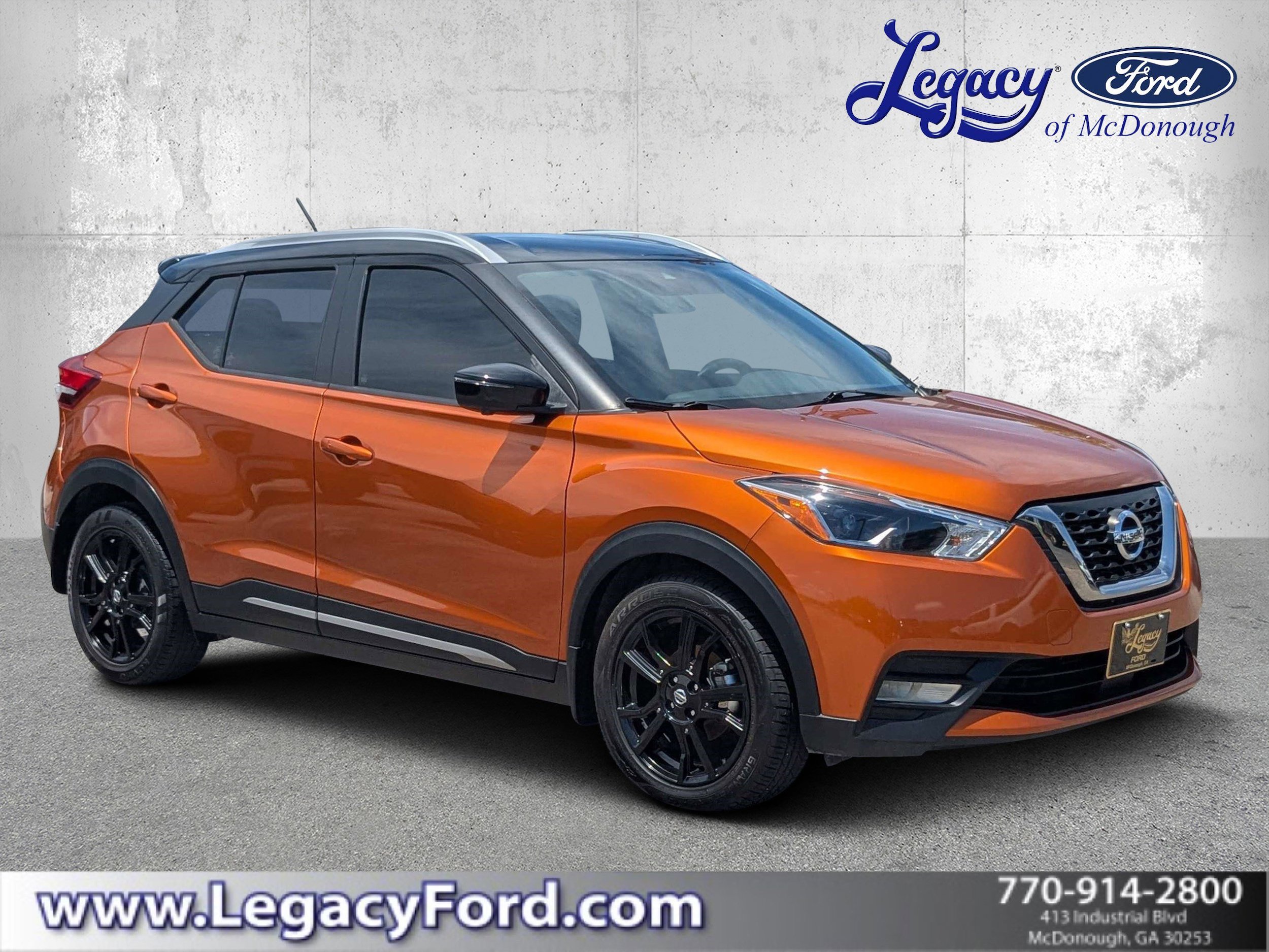 Used 2020 Nissan Kicks SR w/ SR Premium Package FWD image 1
