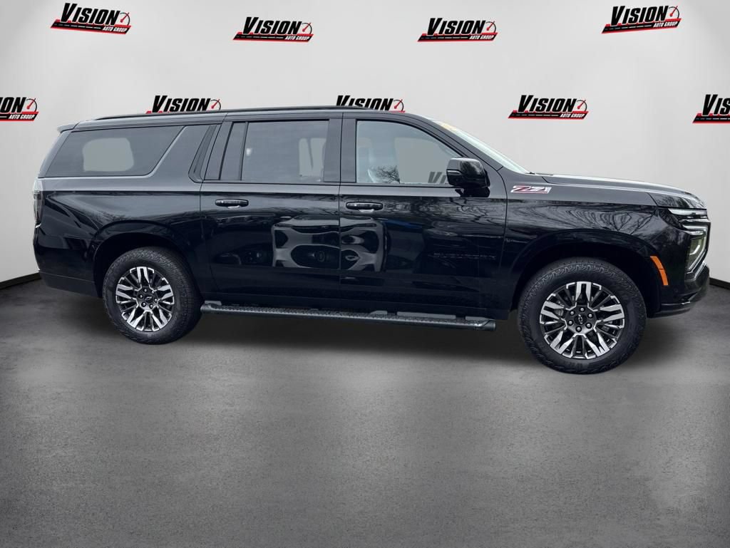 Used 2025 Chevrolet Suburban Z71 w/ Z71 Off-Road Package AWD/4WD image 4
