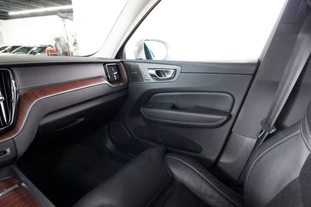 Certified 2023 Volvo XC60 B6 Ultimate w/ Climate Package AWD/4WD image 8
