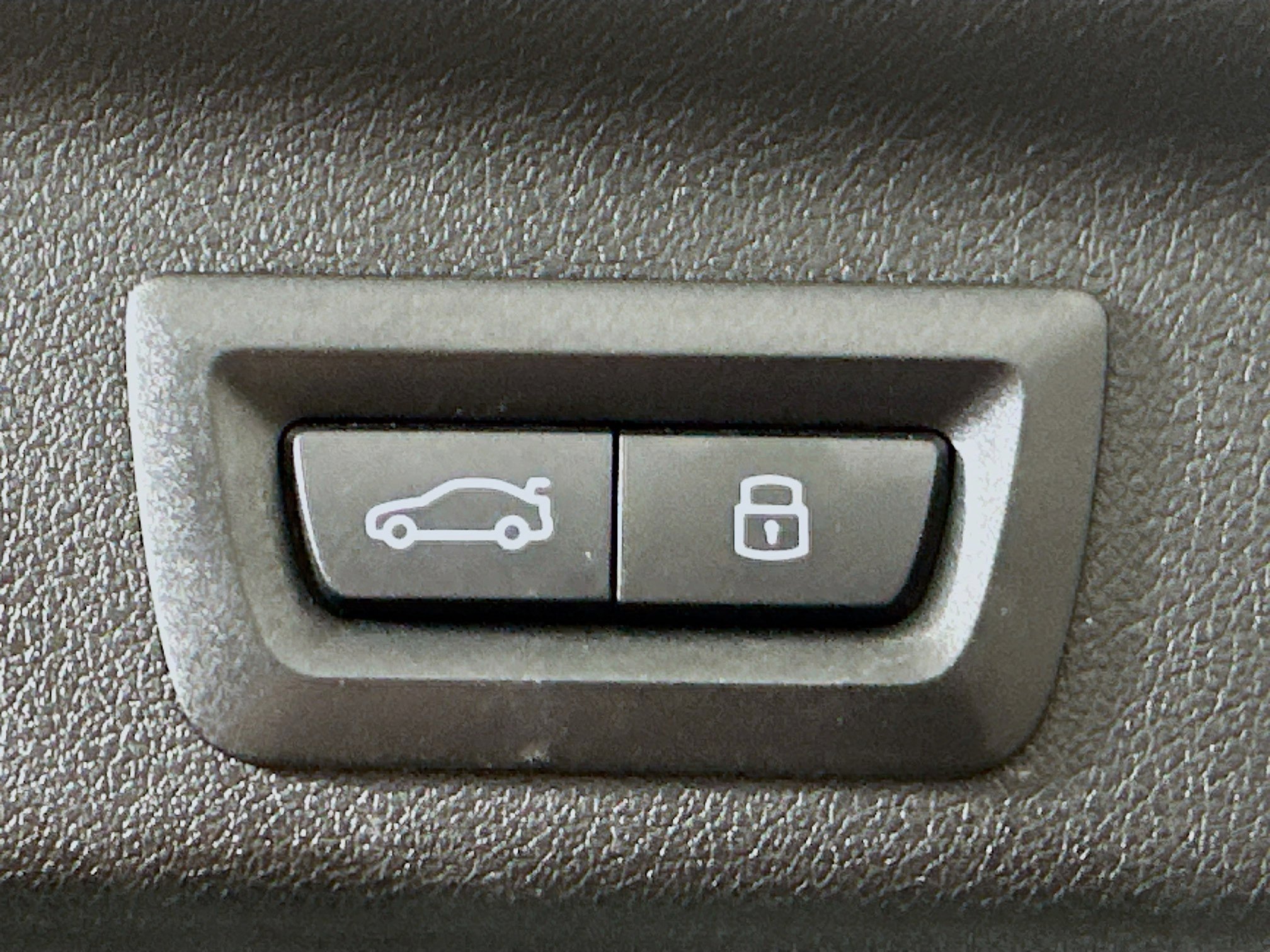 Used 2025 BMW X1 xDrive28i image 30