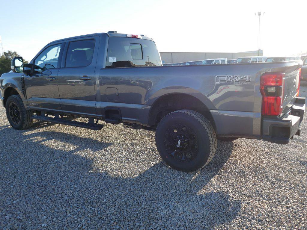 New 2026 Ford F350 Lariat w/ Black Appearance Package image 8