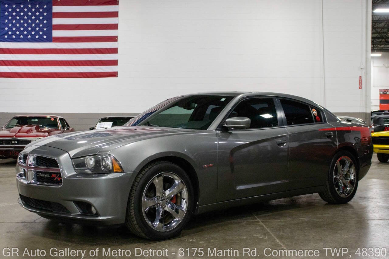Used 2011 Dodge Charger R/T RWD image 1