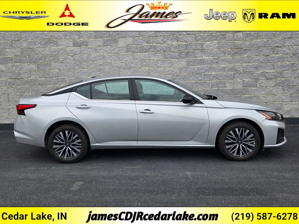Used 2026 Nissan Altima 2.5 SV AWD/4WD image 6