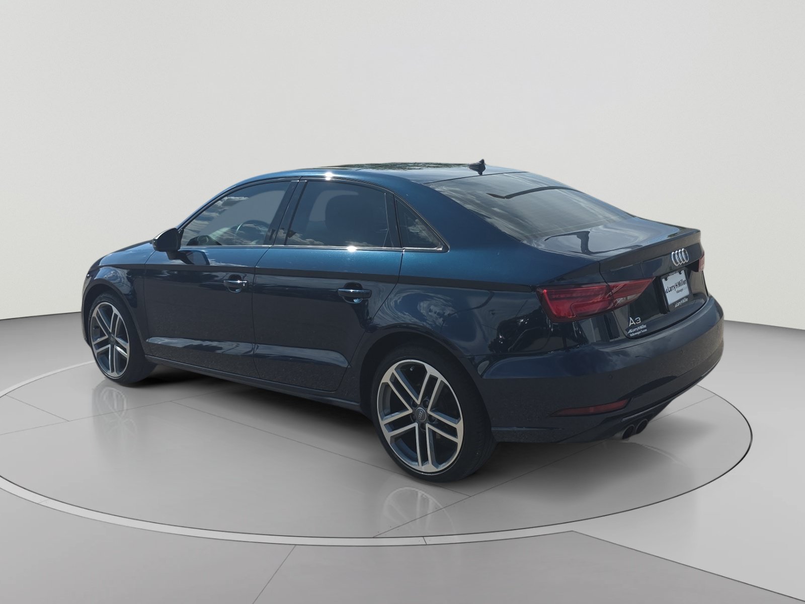 Used 2020 Audi A3 2.0T Premium FWD image 3