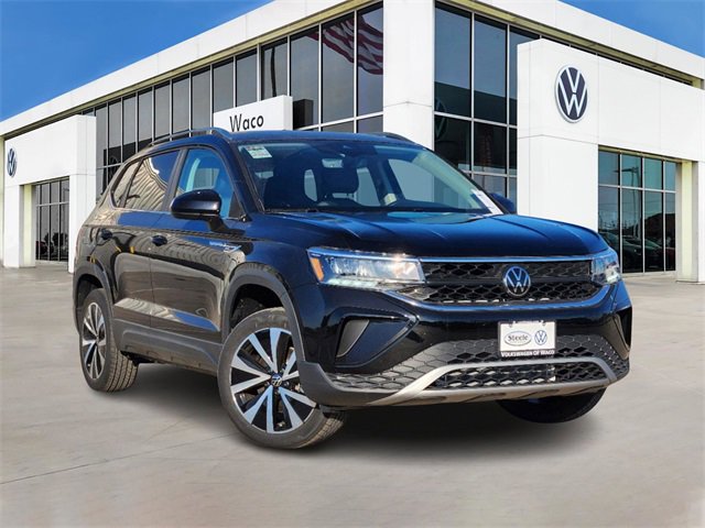 New 2024 Volkswagen Taos SE