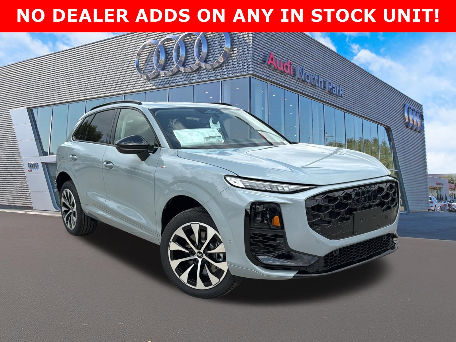 New 2026 Audi Q3 quattro 2.0T AWD/4WD image 1