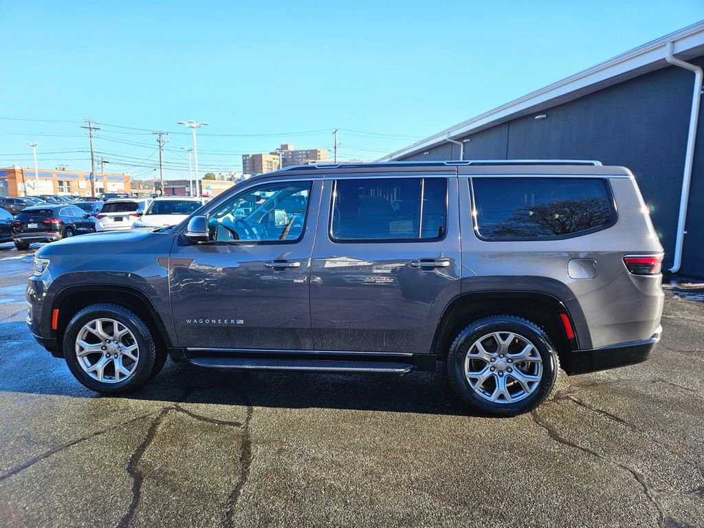 Used 2022 Jeep Wagoneer Series II w/ Flexible Seating Group image 2