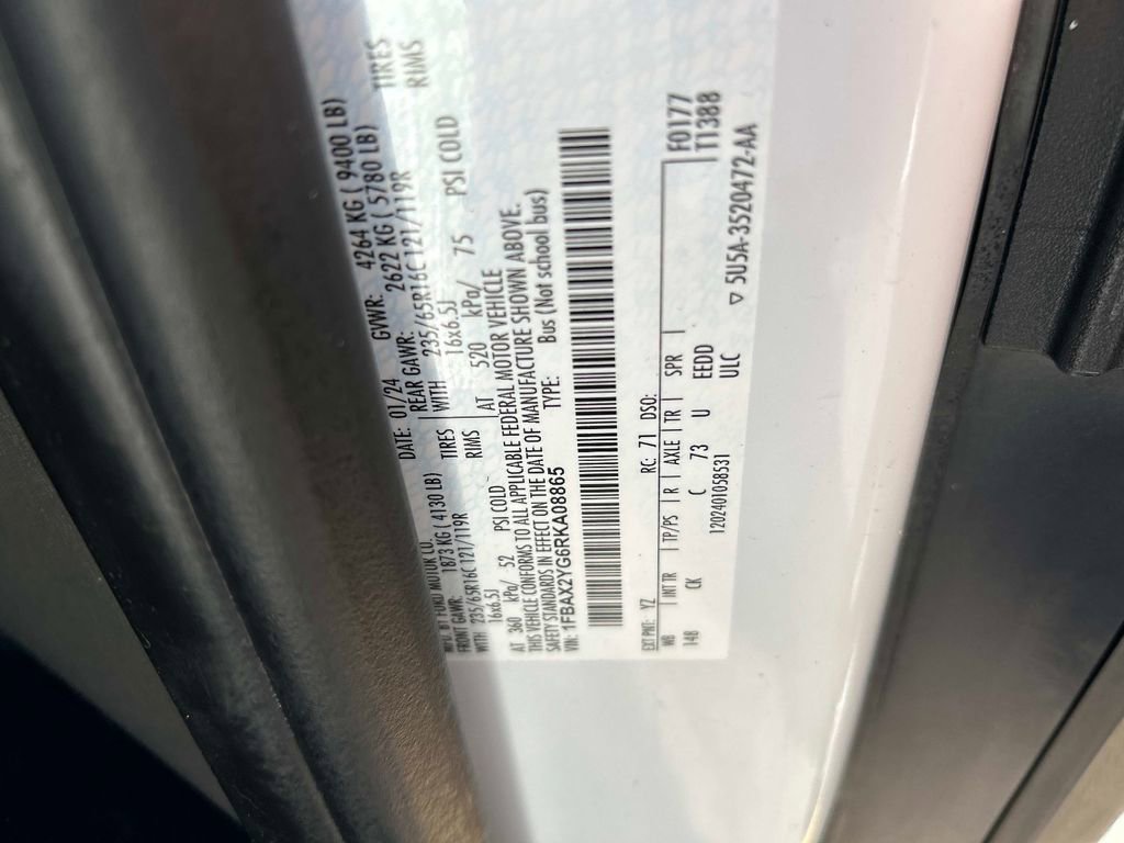 Used 2024 Ford Transit 350 XLT image 33