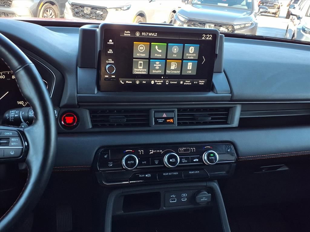 Certified 2025 Honda Pilot TrailSport image 17