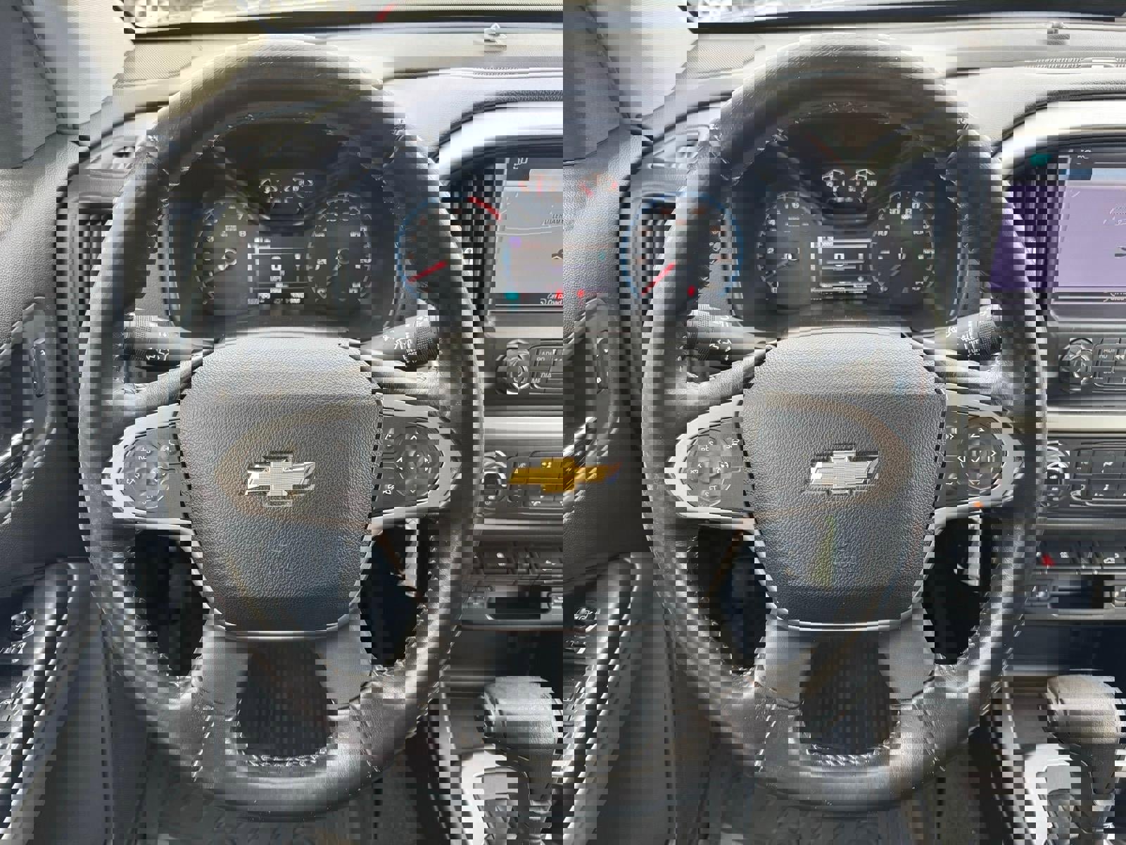 Used 2016 Chevrolet Colorado LT image 9