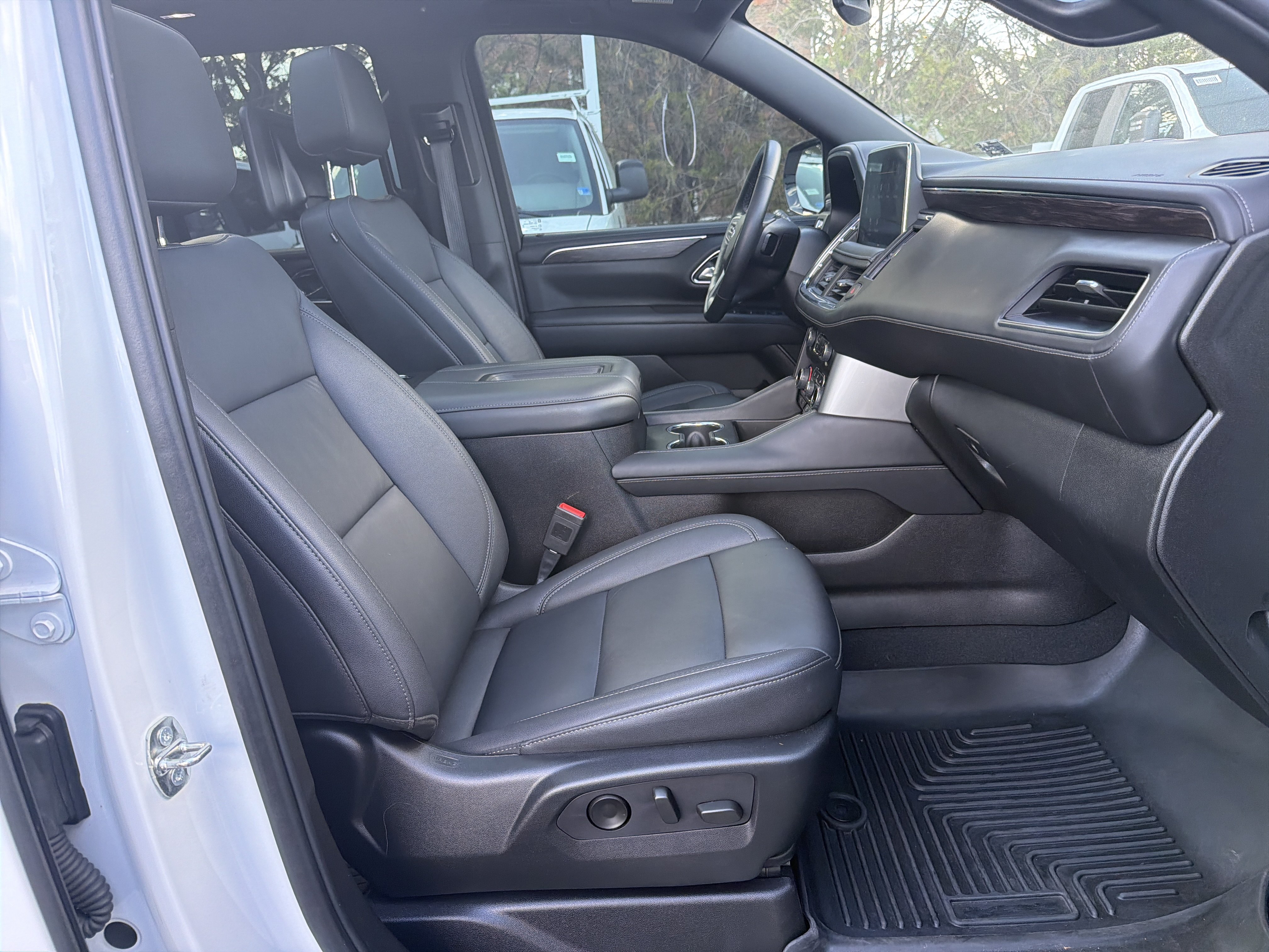Used 2024 Chevrolet Tahoe Z71 w/ Off-Road Capability Package AWD/4WD image 35