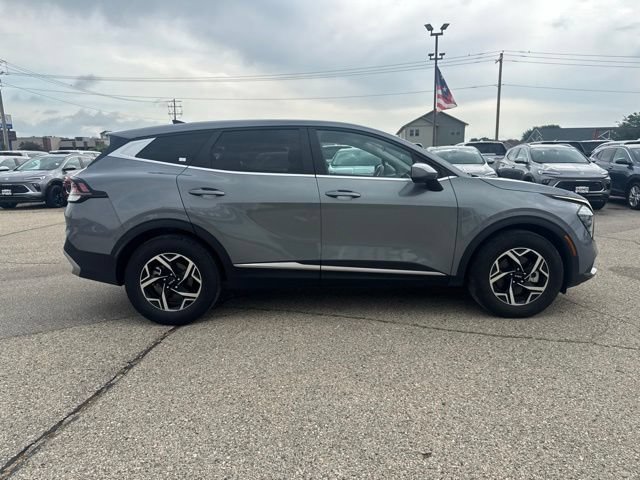 Used 2025 Kia Sportage LX FWD image 13